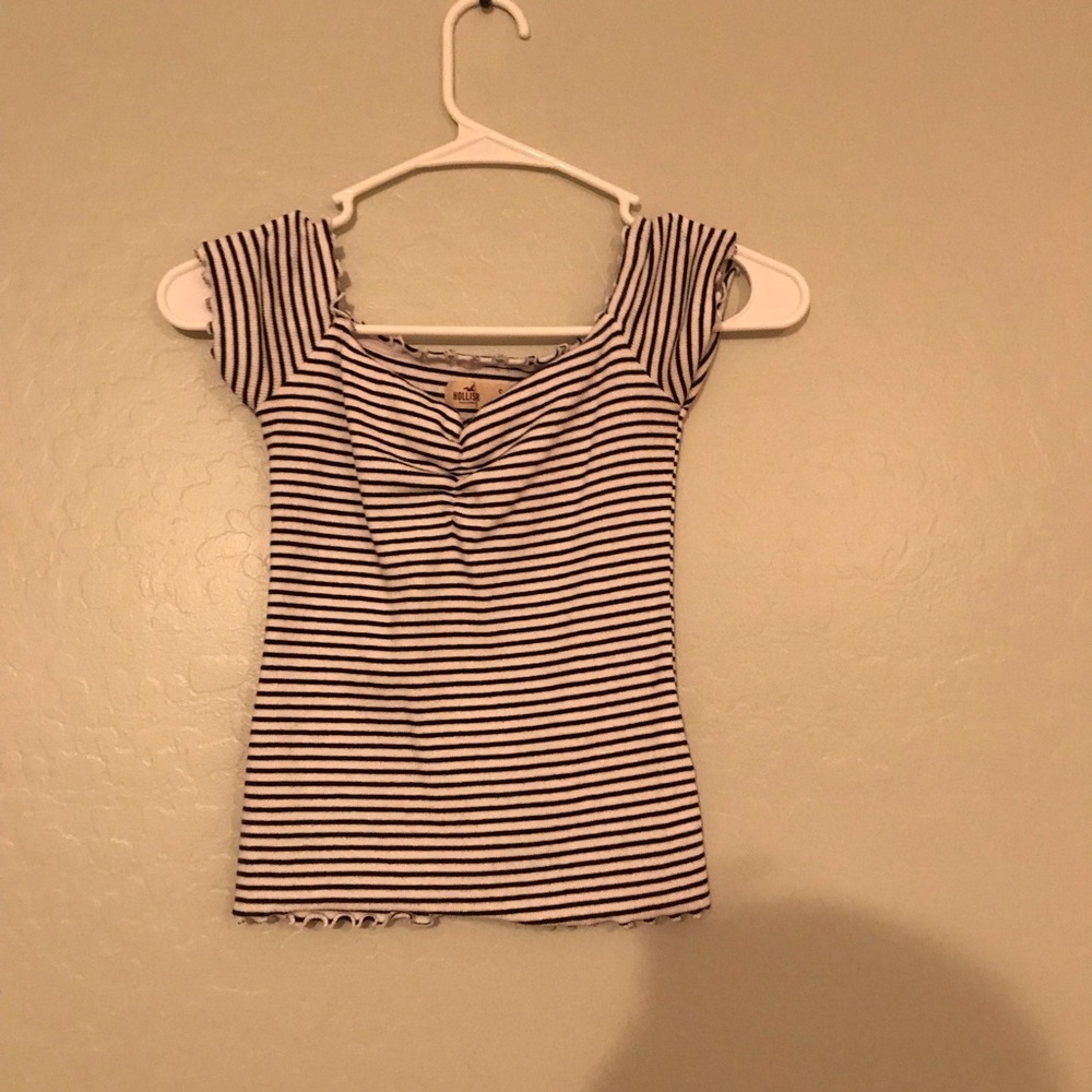 Hollister off the shoulder top!!